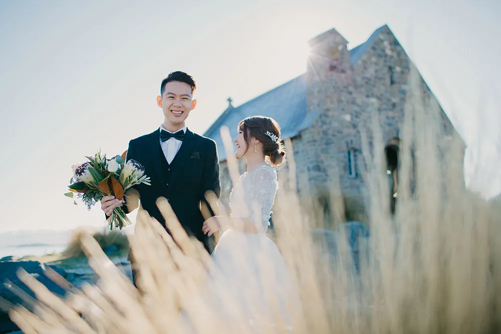 Photo by Nicholas Yuen Photography. theweddingnotebook.com