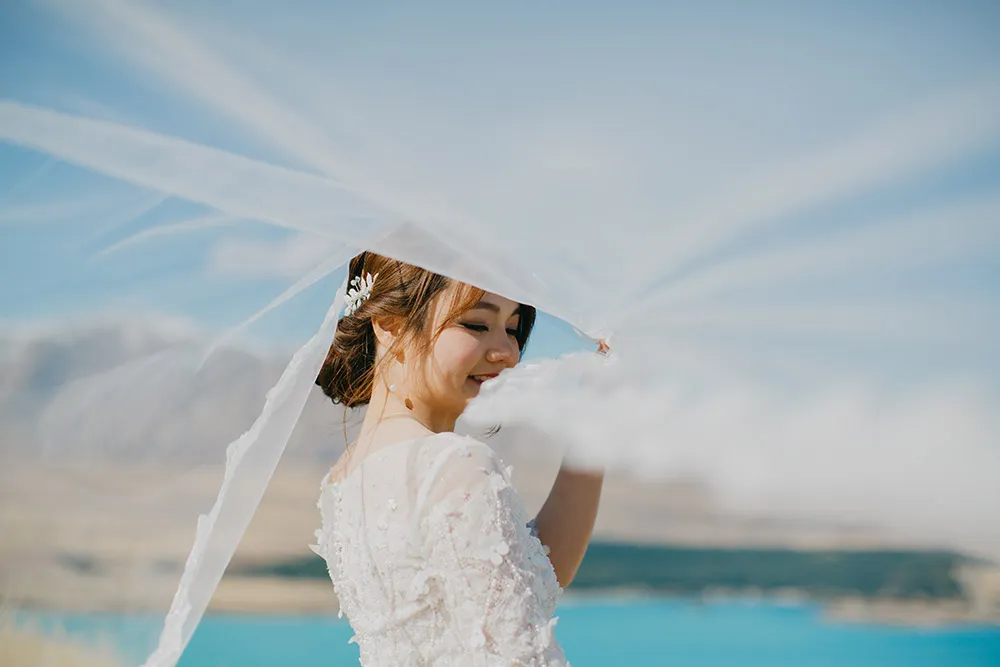 Photo by Nicholas Yuen Photography. theweddingnotebook.com