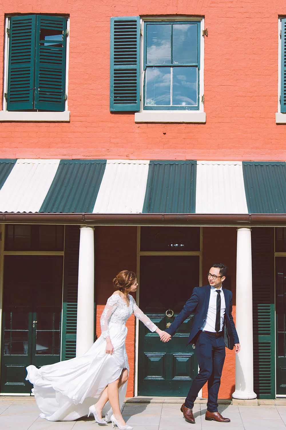 Photo by Wedding Gallery Studio. theweddingnotebook.com