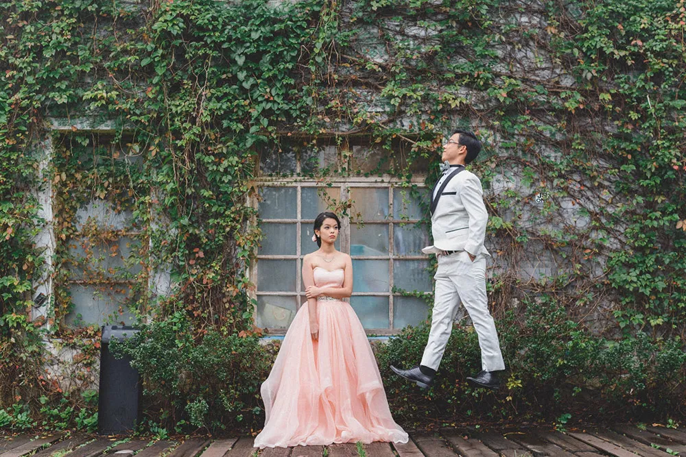 Photo by Alex Goh Photography. theweddingnotebook.com