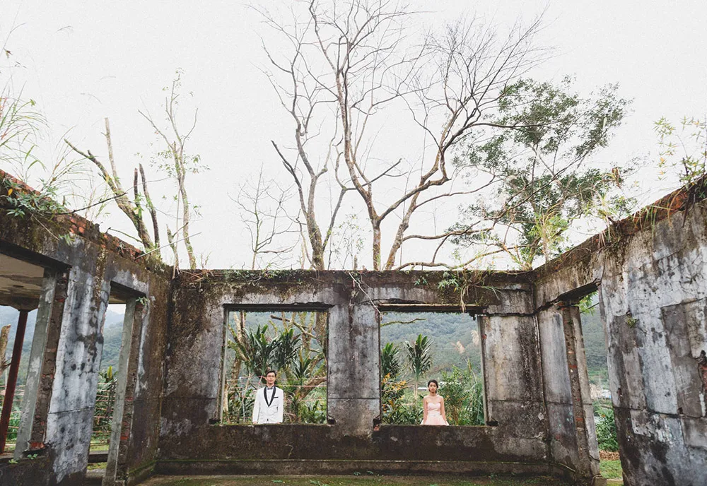 Photo by Alex Goh Photography. theweddingnotebook.com