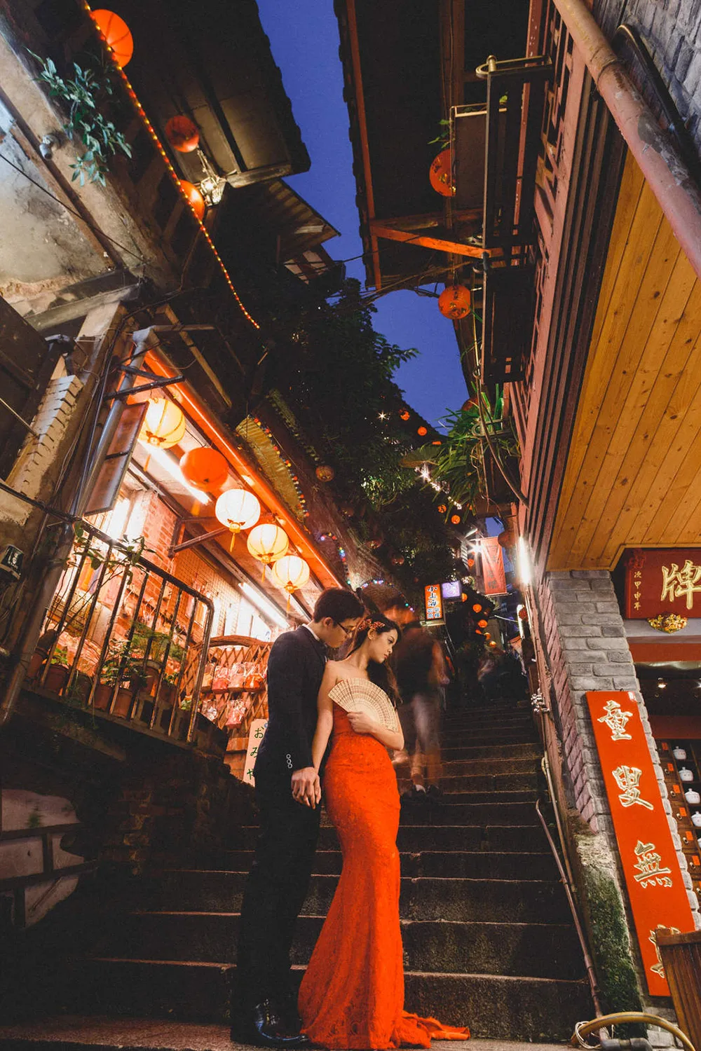 Photo by Alex Goh Photography. theweddingnotebook.com