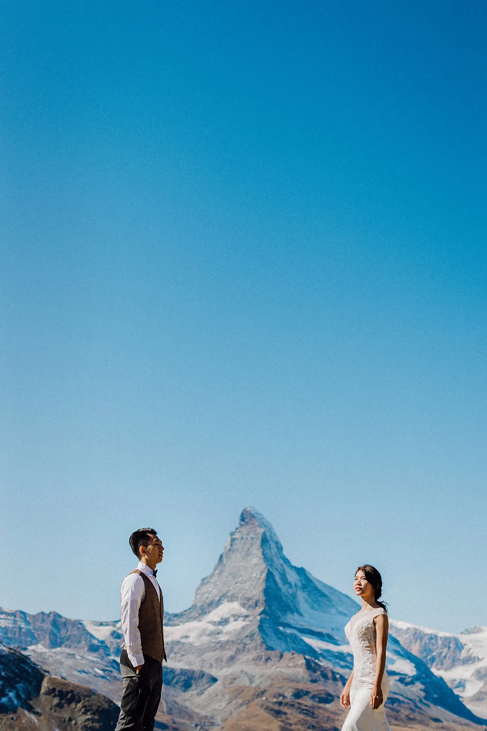 Photo by Jackie Yong Photography. theweddingnotebook.com