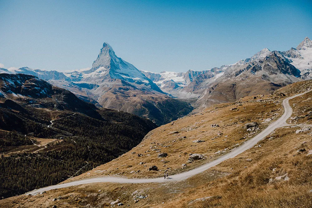 Photo by Jackie Yong Photography. theweddingnotebook.com