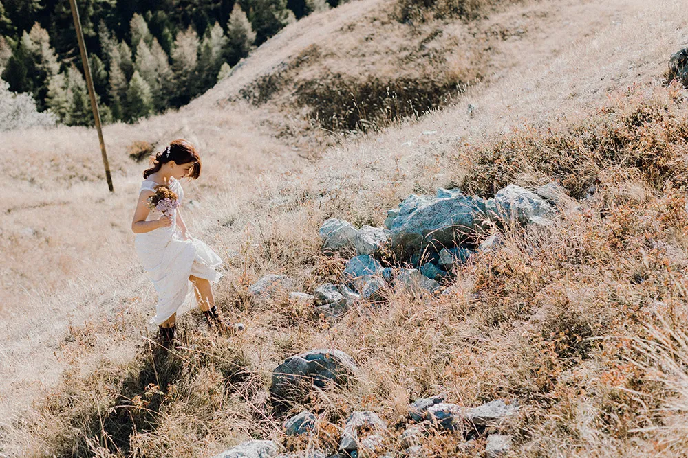 Photo by Jackie Yong Photography. theweddingnotebook.com