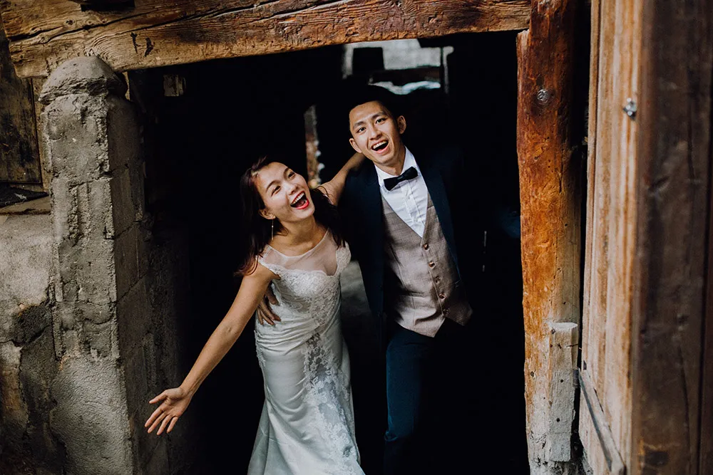 Photo by Jackie Yong Photography. theweddingnotebook.com