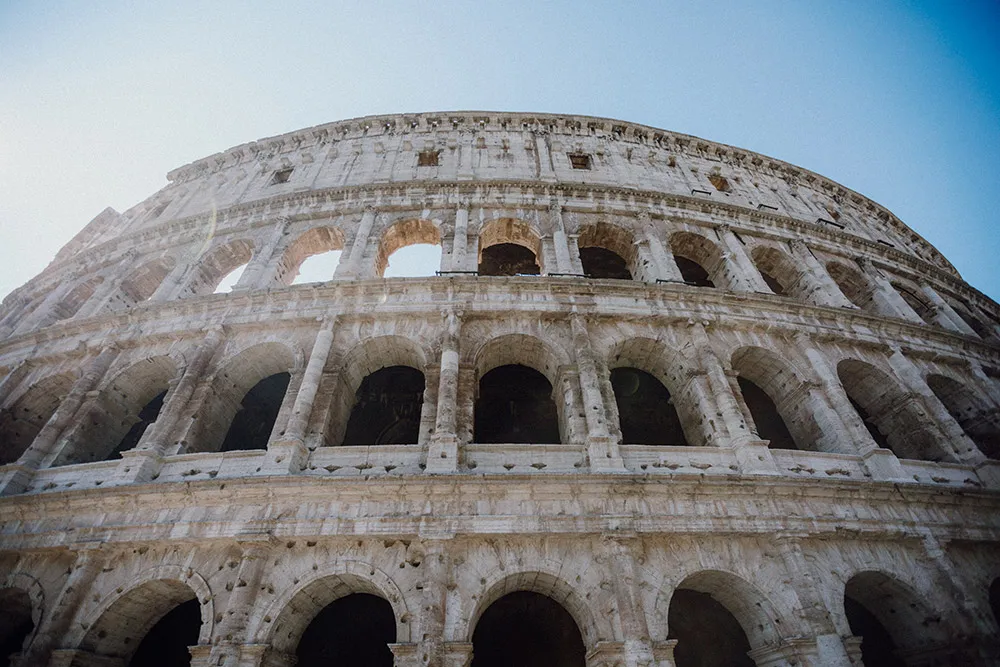 Photo by Jackie Yong Photography. theweddingnotebook.com