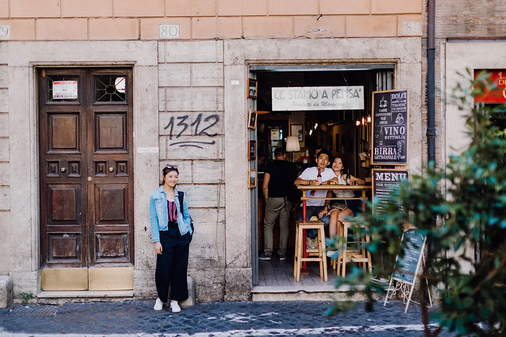 Photo by Jackie Yong Photography. theweddingnotebook.com