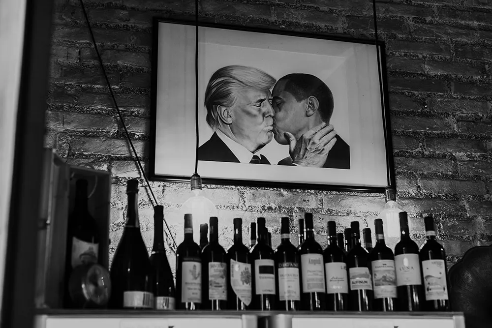 Photo by Jackie Yong Photography. theweddingnotebook.com