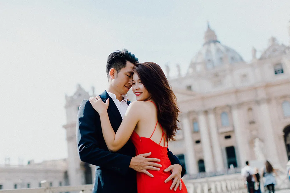 Photo by Jackie Yong Photography. theweddingnotebook.com