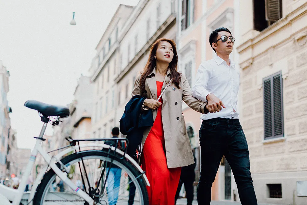 Photo by Jackie Yong Photography. theweddingnotebook.com