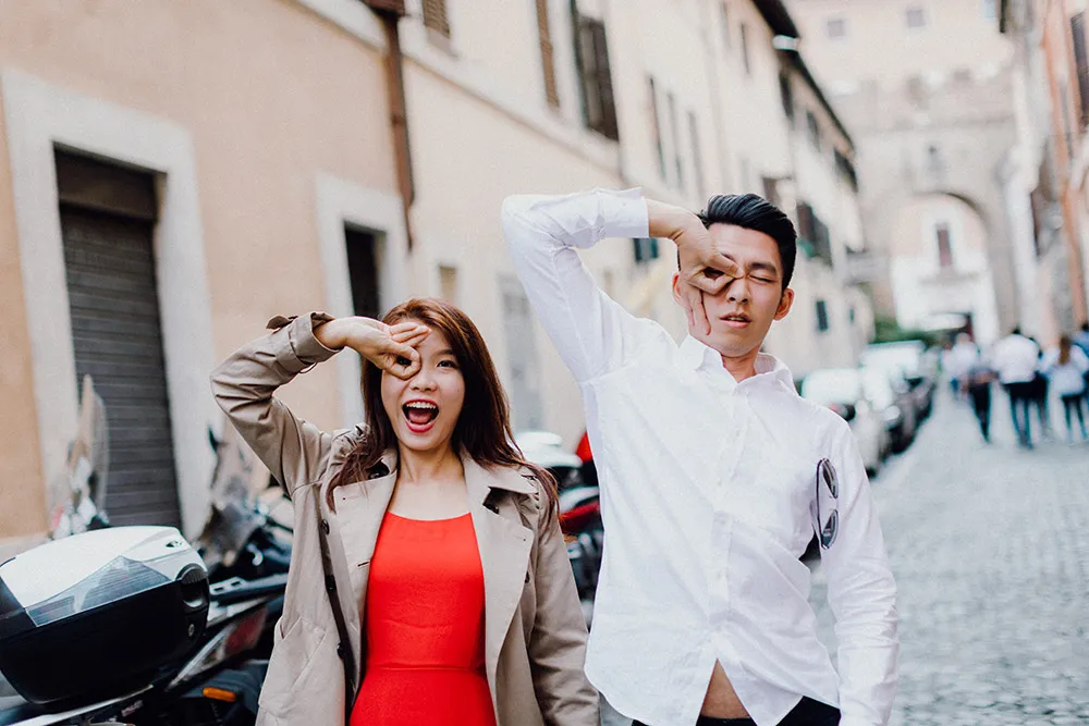 Photo by Jackie Yong Photography. theweddingnotebook.com