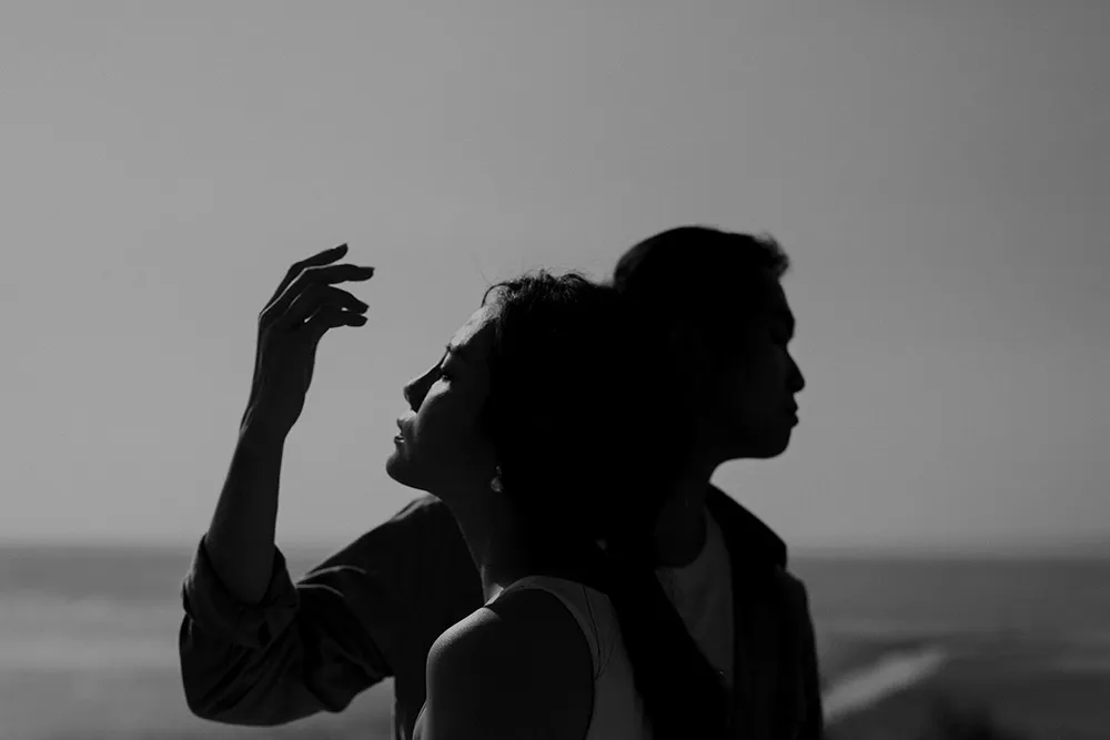 Photo by Sanren Studio. tp://theweddingnotebook.com