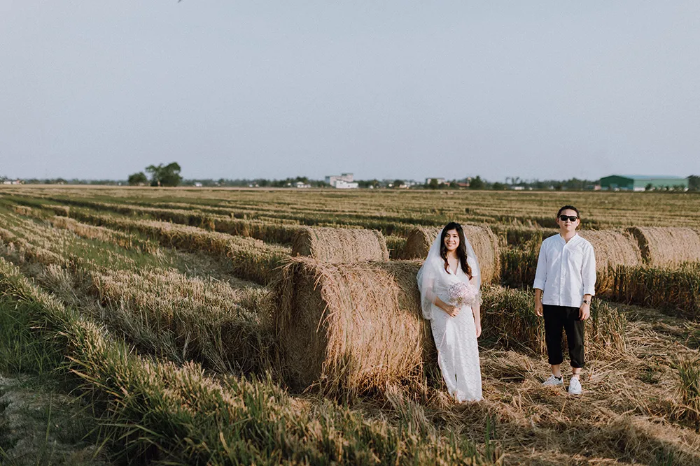 Jackie Yong Photography. theweddingnotebook.com