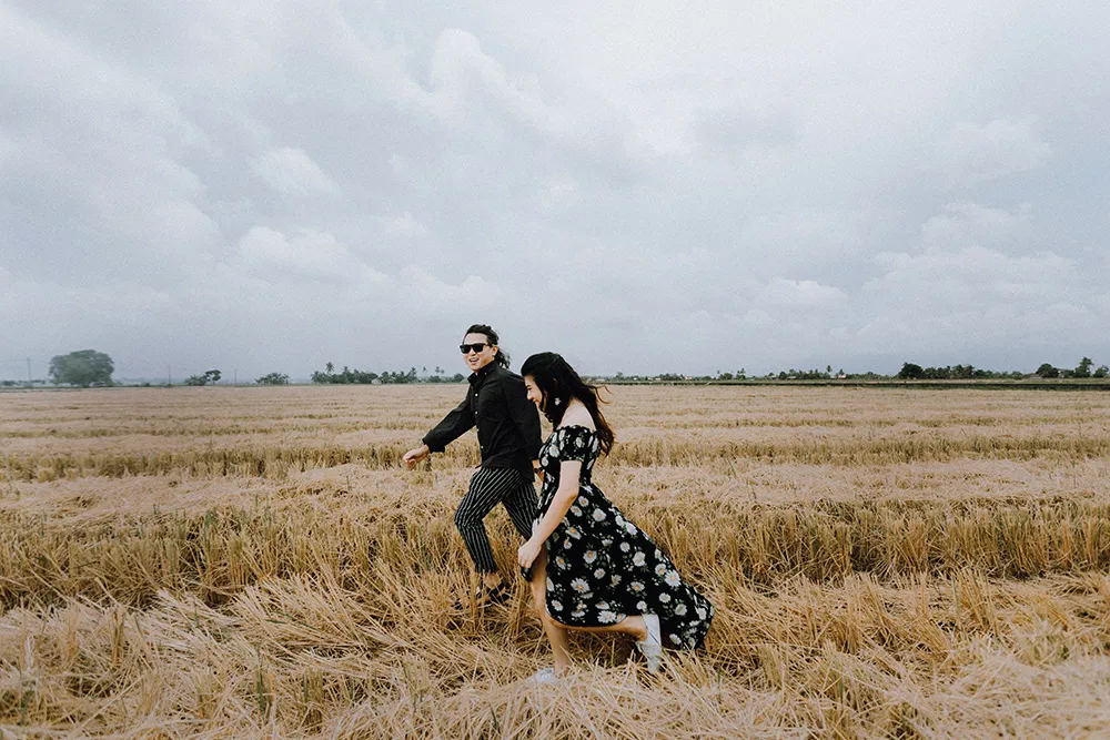 Jackie Yong Photography. theweddingnotebook.com