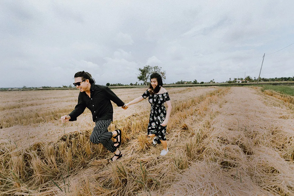 Jackie Yong Photography. theweddingnotebook.com