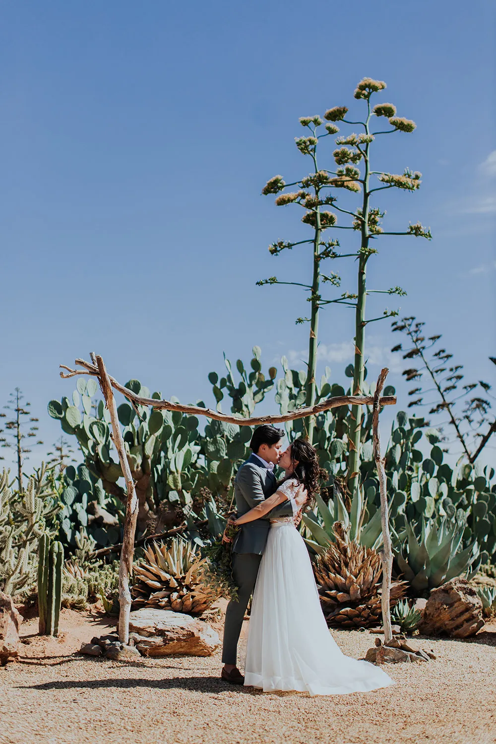 Photo by Louis Gan Photography. theweddingnotebook.com