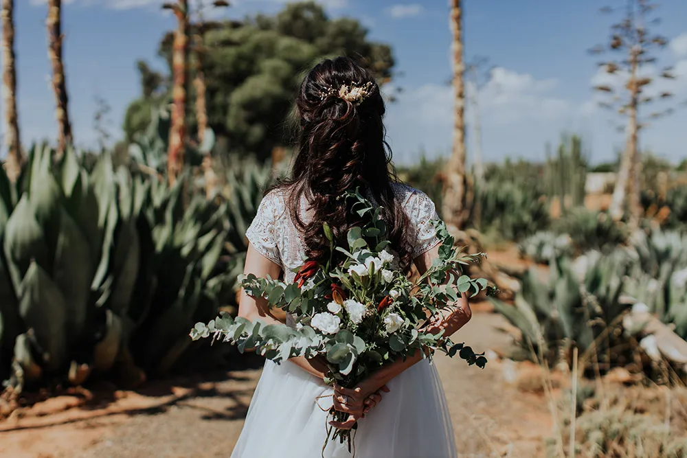 Photo by Louis Gan Photography. theweddingnotebook.com