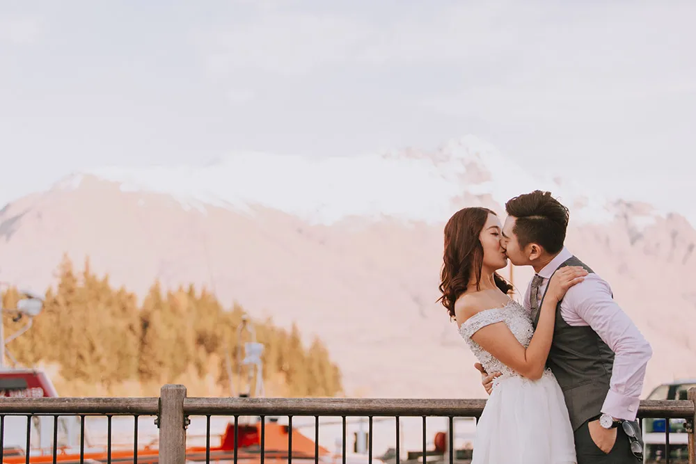 Photo by H+ Studio. theweddingnotebook.com