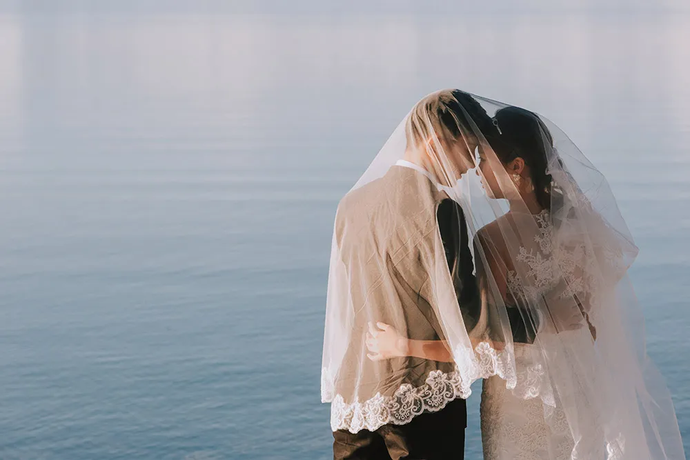 Photo by H+ Studio. theweddingnotebook.com