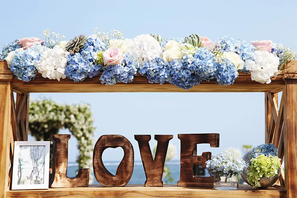 Photo by Axioo. theweddingnotebook.com