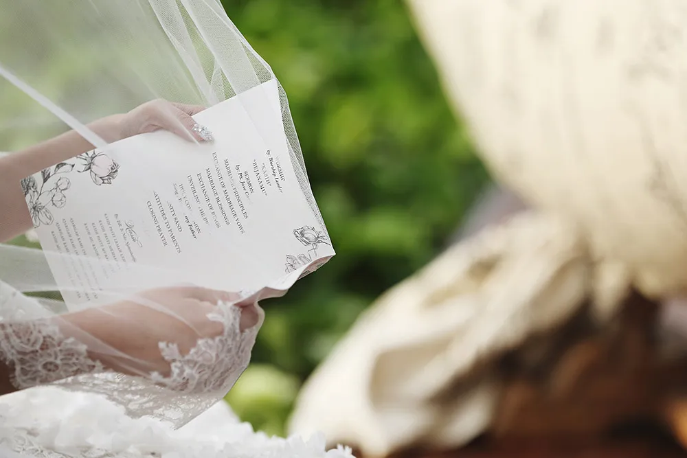 Photo by Axioo. theweddingnotebook.com