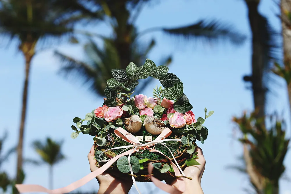 Photo by Axioo. theweddingnotebook.com