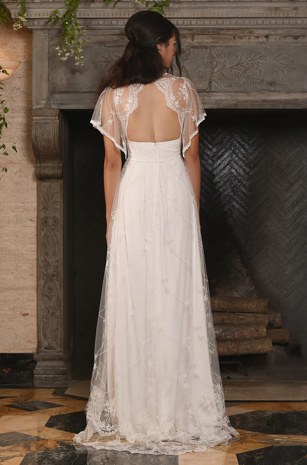 Theia - Claire Pettibone 2017 Collection. theweddingnotebook.com