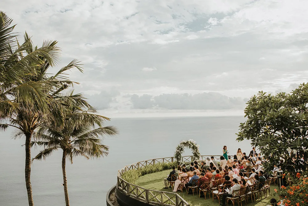 Photo by Iluminen. theweddingnotebook.com