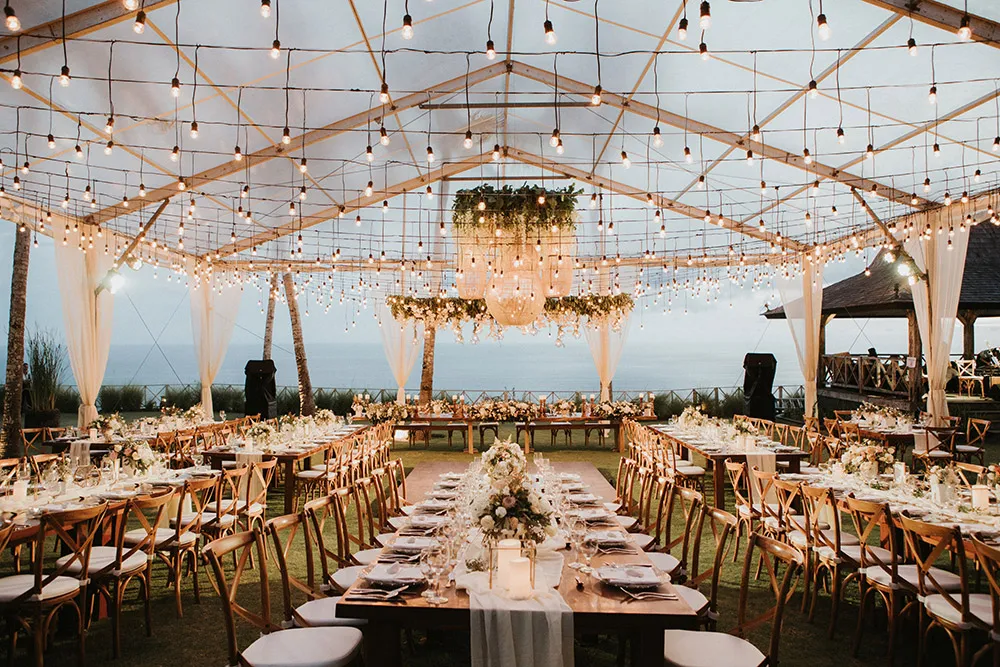 Photo by Iluminen. theweddingnotebook.com