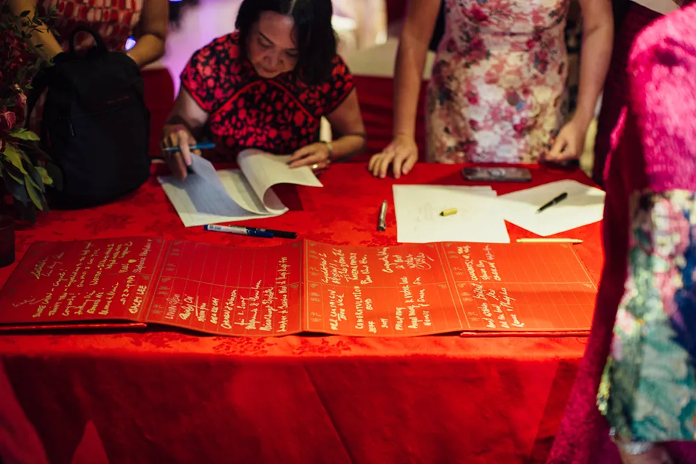 Photo by Funkydali. theweddingnotebook.com