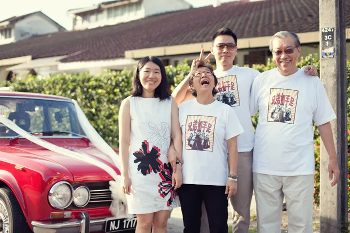 theweddingnotebook.com. Ndrew Photography. Bridal gown