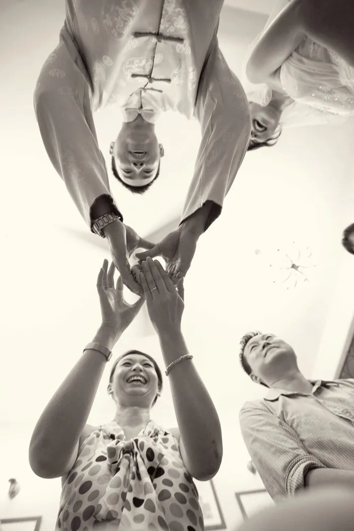 theweddingnotebook.com. Ndrew Photography. Chinese traditional wedding