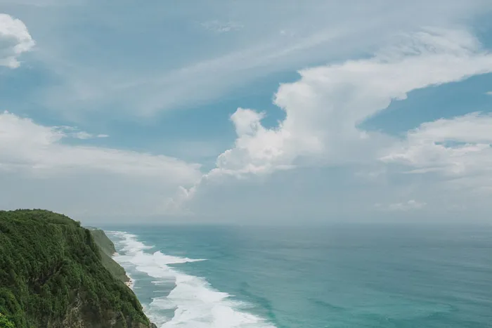 Photo by Snap Story Pictures. theweddingnotebook.com