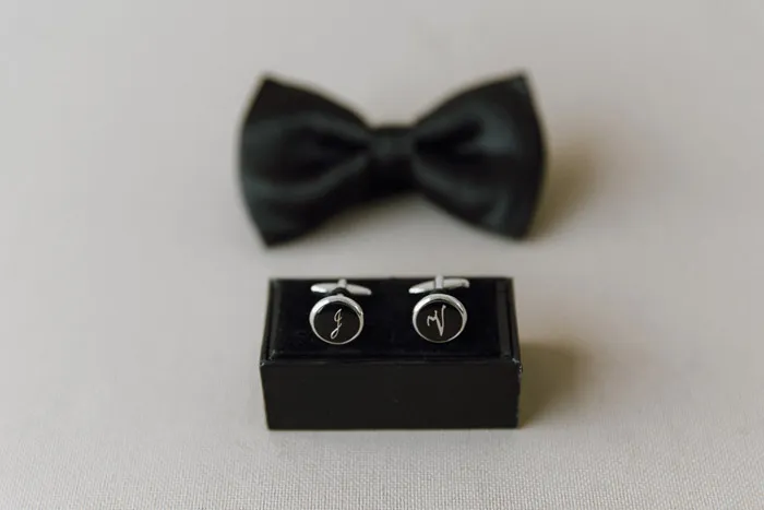 Photo by Snap Story Pictures. theweddingnotebook.com