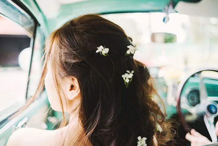 Bride hairdo. Photo by Ann-Kathrin Koch Photography. theweddingnotebook.com