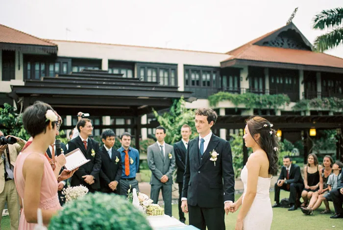 Photo by Ann-Kathrin Koch Photography. theweddingnotebook.com