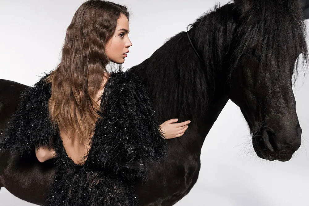 Daalarna 2021 Eveningwear Collection. theweddingnotebook.com