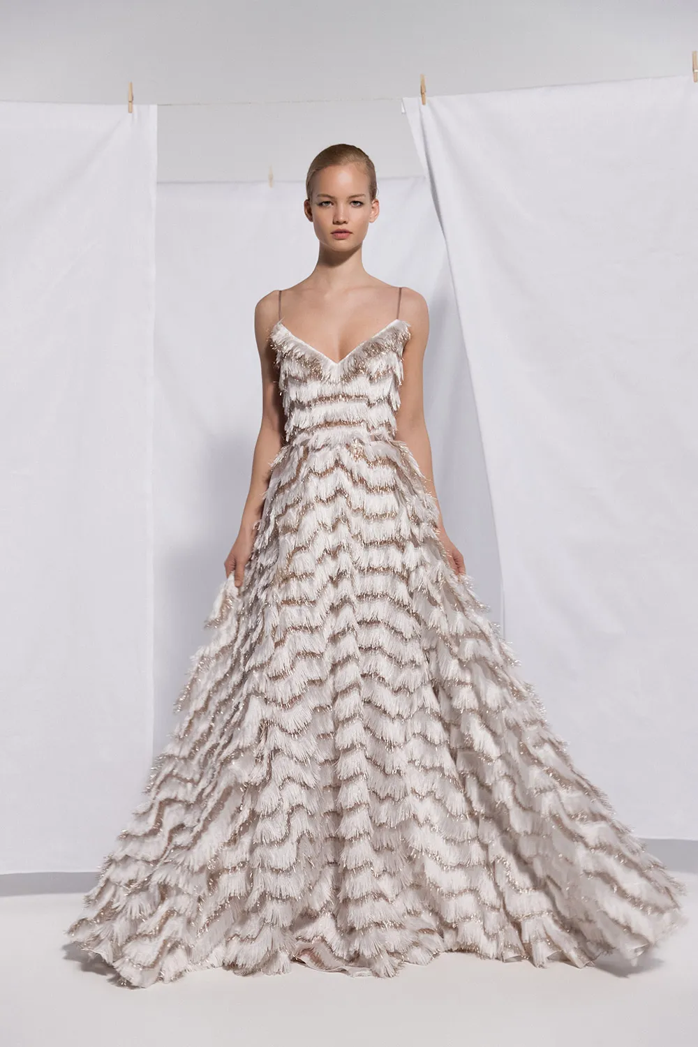 Daalarna 2021 Eveningwear Collection. theweddingnotebook.com