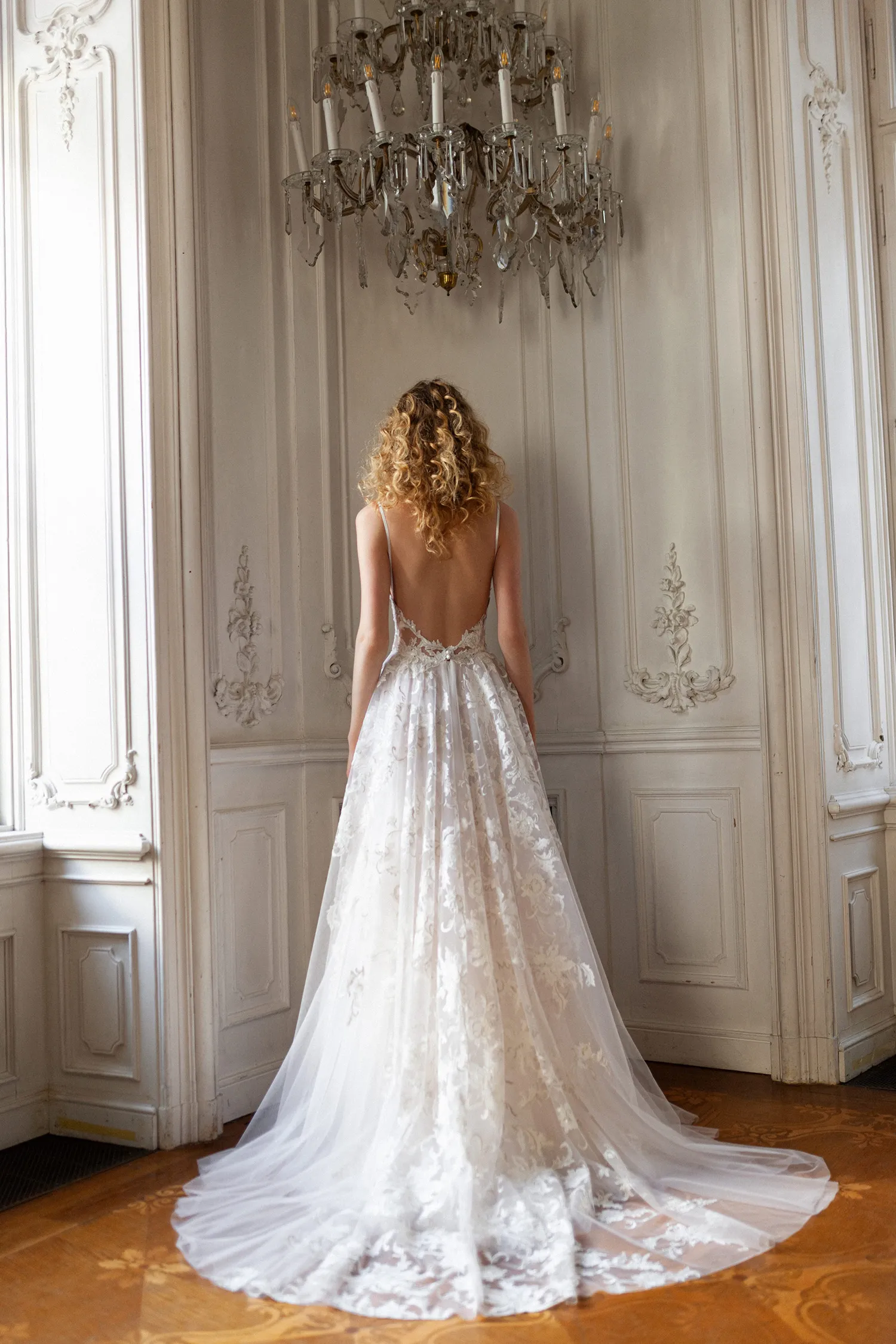 Daalarna Spring 2022 Bridal Collection. theweddingnotebook.com