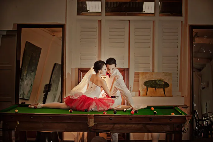 Photography by Alextan Artworks. theweddingnotebook.com