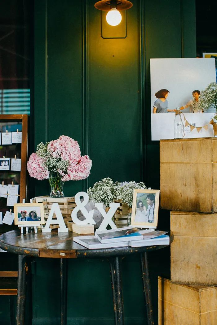 Photo by Fabulous Moments. Small wedding reception in Malaysia at The Bee, Publika. theweddingnotebook.com