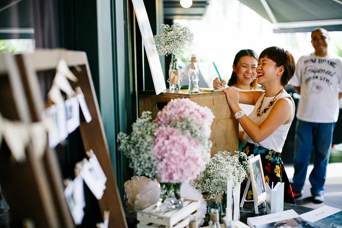 Photo by Fabulous Moments. theweddingnotebook.com