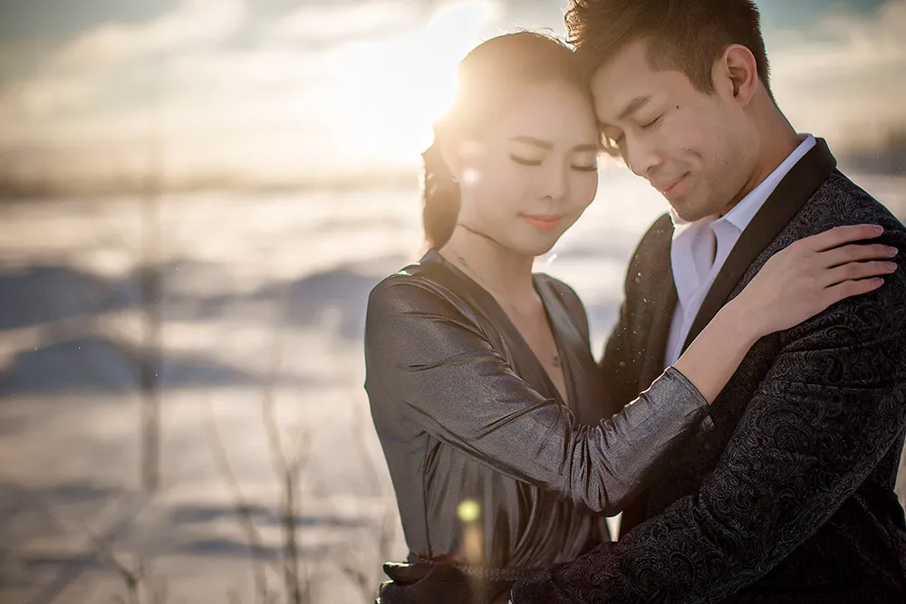 Photo by Acapella Photography. theweddingnotebook.com