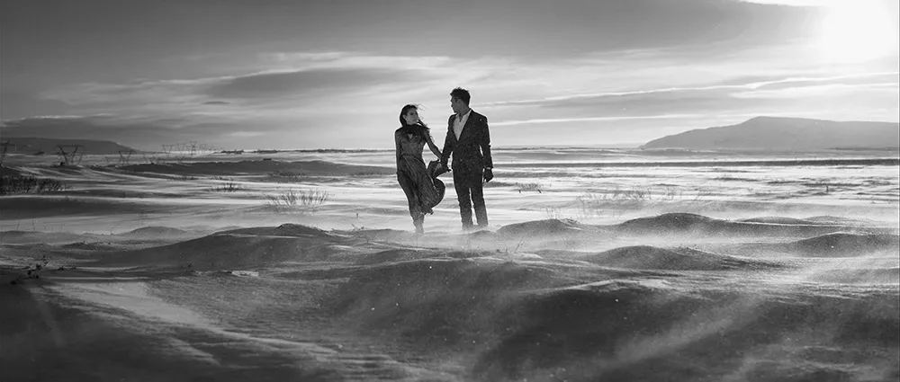 Photo by Acapella Photography. theweddingnotebook.com