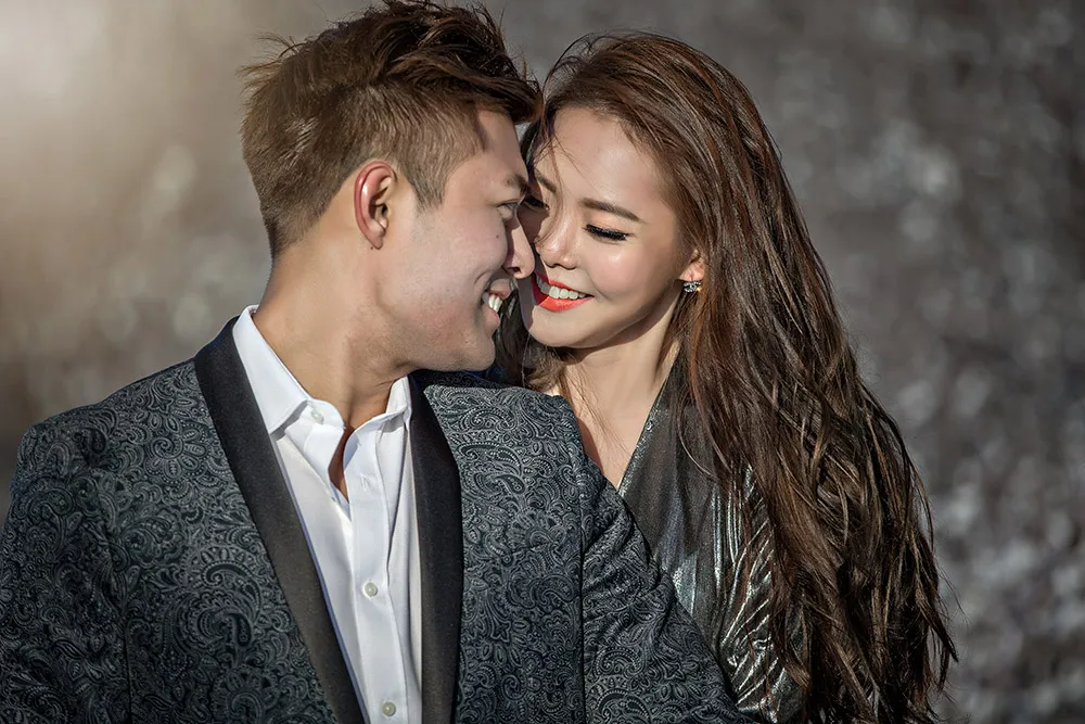 Photo by Acapella Photography. theweddingnotebook.com