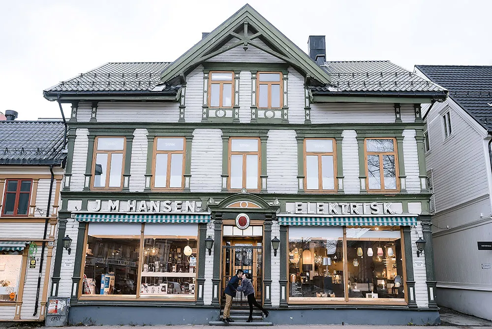 Photo by Sheerss. theweddingnotebook.com