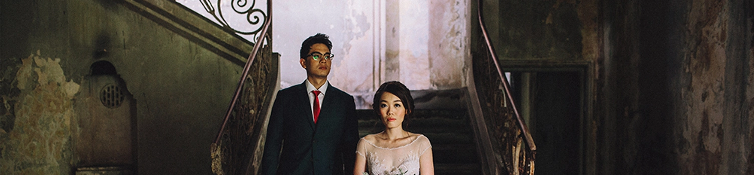 Dreamy Bridal Portraits At A Beautiful Forgotten Mansion