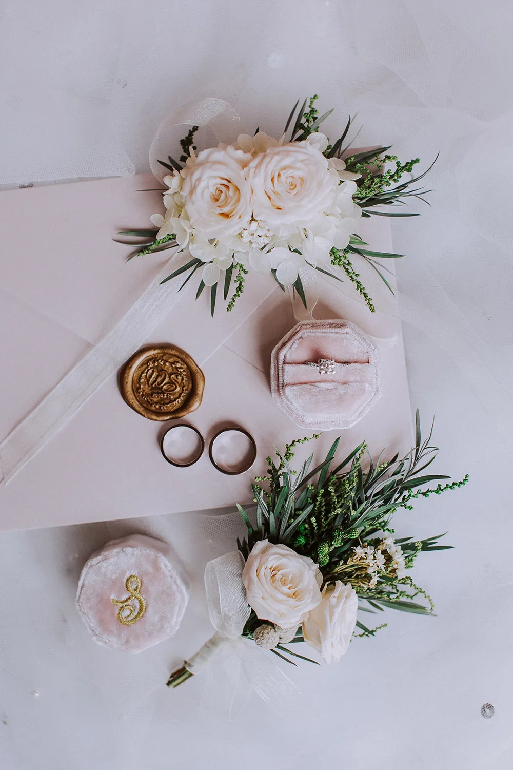 Louis Loo Photography. theweddingnotebook.com