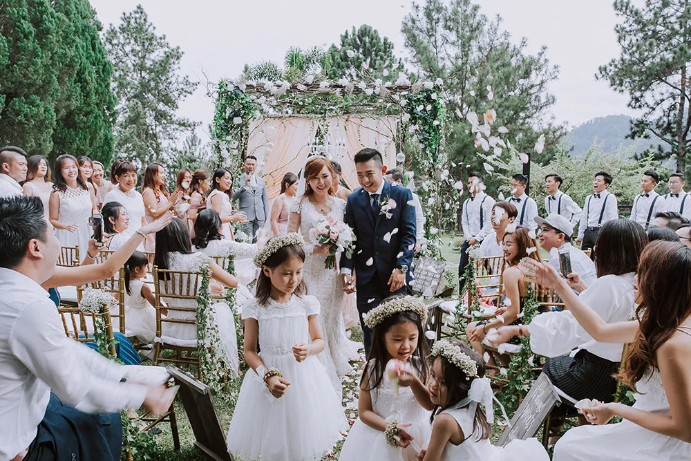 Louis Loo Photography. theweddingnotebook.com